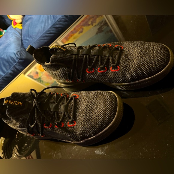 PUMA Clyde Court Disrupt SZ. 10 - Picture 1 of 7